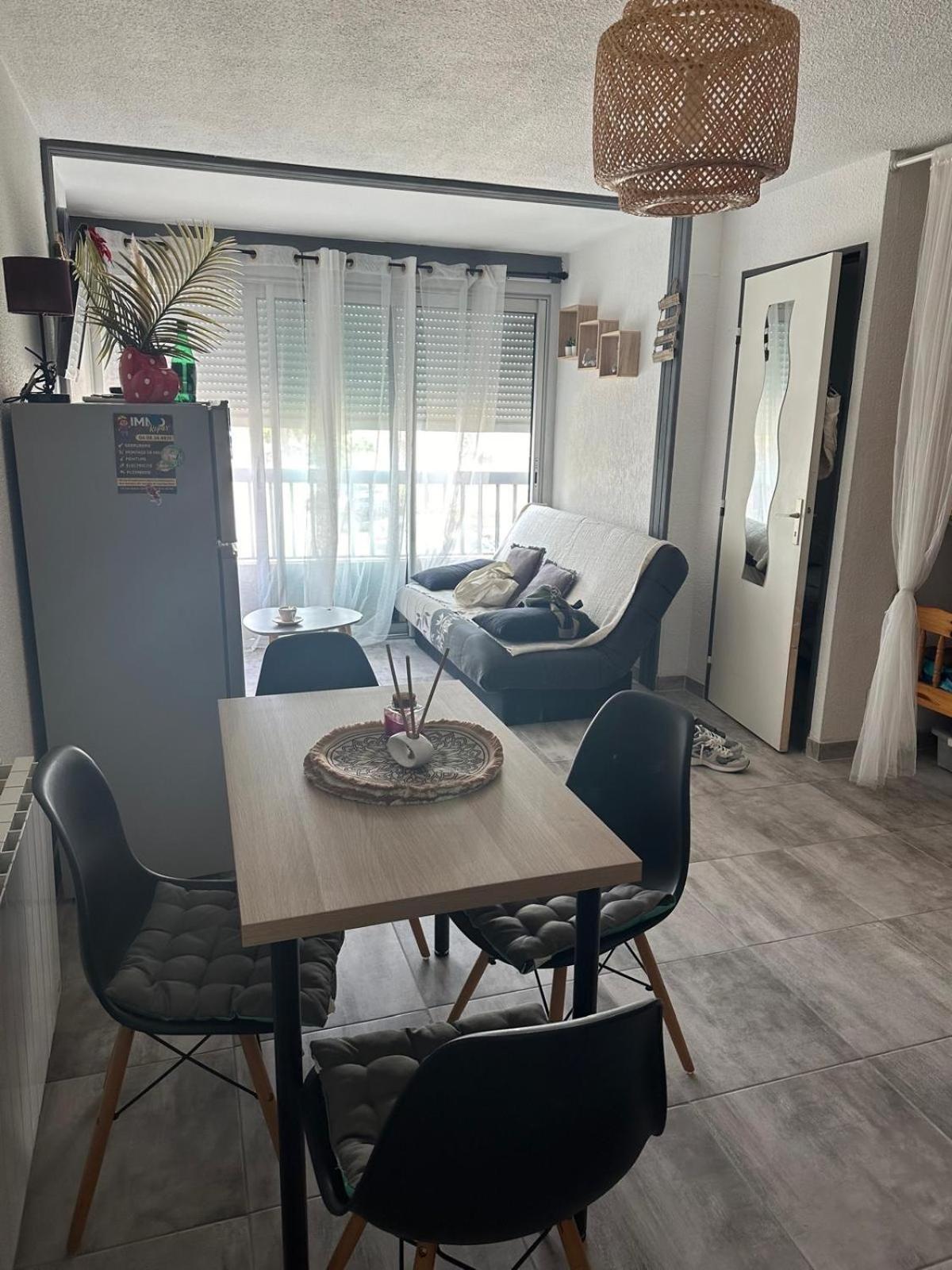 Apartment Pieds Dans L Eau En Camargue
